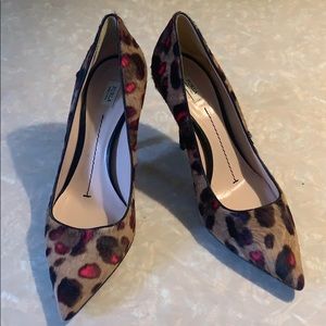 Furla “Giselle” leopard print calf hair pumps